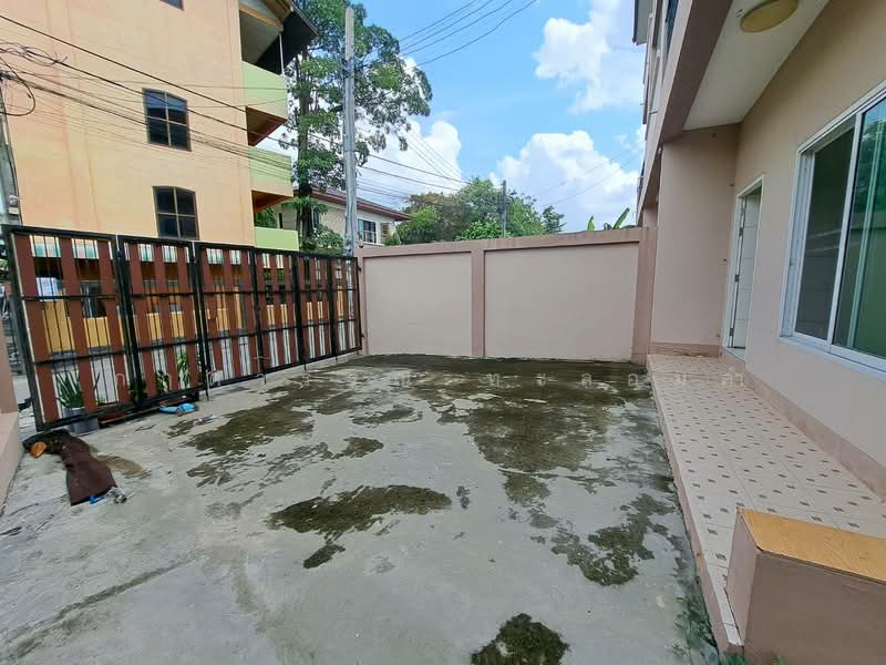 บ้านเช่า, Bangkok, 1 รามอินทรา, Tha Rang, Bang Khen, Bangkok, 4 Bedrooms, 200 sqm, Townhouse For Rent, by กฤตวรรณ ทะลอมคำ, 11572607 - DDproperty.com