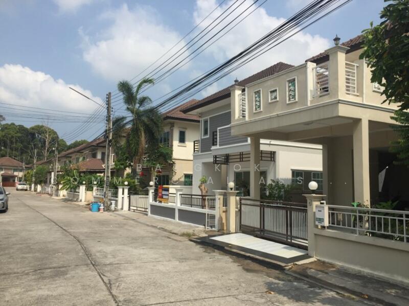 ธารดารา, Chon Buri (Pattaya), Surasak, Si Racha, Chon Buri (Pattaya), 3 Bedrooms, 136 sqm, Single Detached House For Sale, by Bangkok Commercial Asset Management Com, 11573282 - DDproperty.com