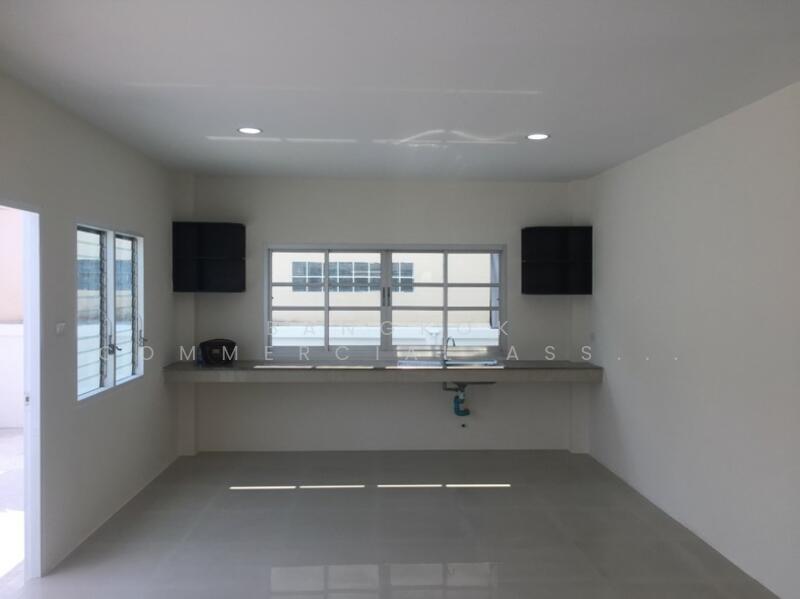 ธารดารา, Chon Buri (Pattaya), Surasak, Si Racha, Chon Buri (Pattaya), 3 Bedrooms, 136 sqm, Single Detached House For Sale, by Bangkok Commercial Asset Management Com, 11573282 - DDproperty.com