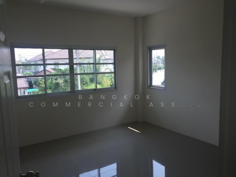 ธารดารา, Chon Buri (Pattaya), Surasak, Si Racha, Chon Buri (Pattaya), 3 Bedrooms, 136 sqm, Single Detached House For Sale, by Bangkok Commercial Asset Management Com, 11573282 - DDproperty.com
