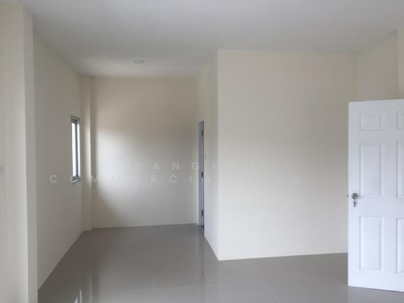 ธารดารา, Chon Buri (Pattaya), Surasak, Si Racha, Chon Buri (Pattaya), 3 Bedrooms, 136 sqm, Single Detached House For Sale, by Bangkok Commercial Asset Management Com, 11573282 - DDproperty.com