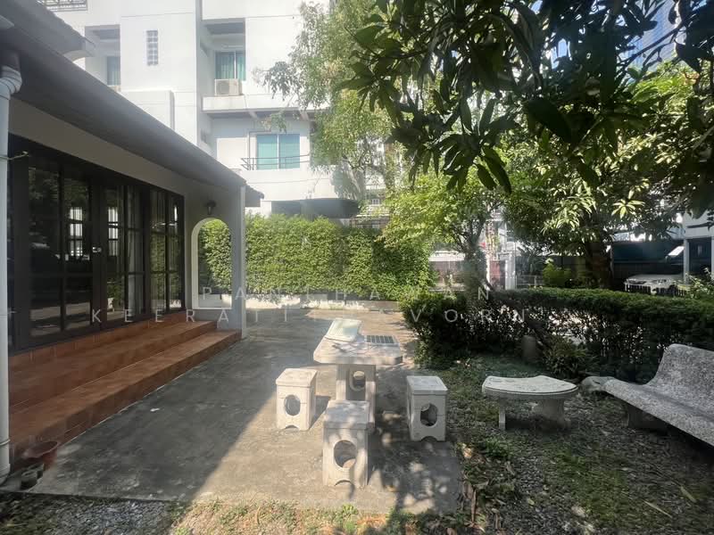 ให้เช่าบ้านเดี่ยว 2 ชั้น ราชเทวี ซอยเพชรบุรี 9, กรุงเทพ, ถนนเพชรบุรี, ราชเทวี, กรุงเทพ, 150 ตร.ม., บ้านเดี่ยว ให้เช่า, โดย Panthawan Keeratithavornanan, 11573499 - DDproperty.com