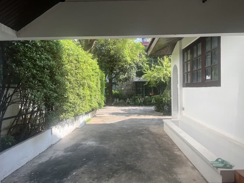 ให้เช่าบ้านเดี่ยว 2 ชั้น ราชเทวี ซอยเพชรบุรี 9, กรุงเทพ, ถนนเพชรบุรี, ราชเทวี, กรุงเทพ, 150 ตร.ม., บ้านเดี่ยว ให้เช่า, โดย Panthawan Keeratithavornanan, 11573499 - DDproperty.com