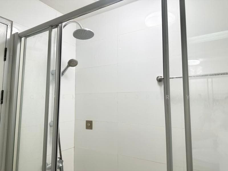 The Royal Place 2, Bangkok, 6-6/429  Soi Mahatlek Luang 2, Lumphini, Pathum Wan, Bangkok, 1 Bedroom, 63 sqm, Condo For Rent, by Caveman Property, 11574189 - DDproperty.com
