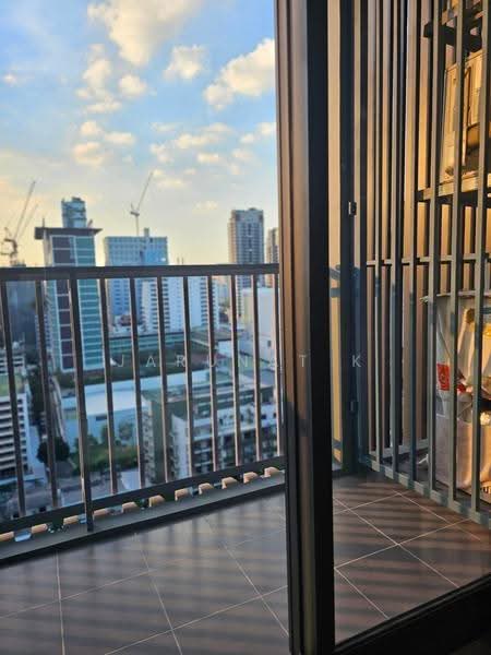 XT Phayathai, Bangkok, Phaya Thai Road, Thanon Phaya Thai, Ratchathewi, Bangkok, 1 Bedroom, 42 sqm, Condo For Rent, by Jarunat K, 11575145 - DDproperty.com