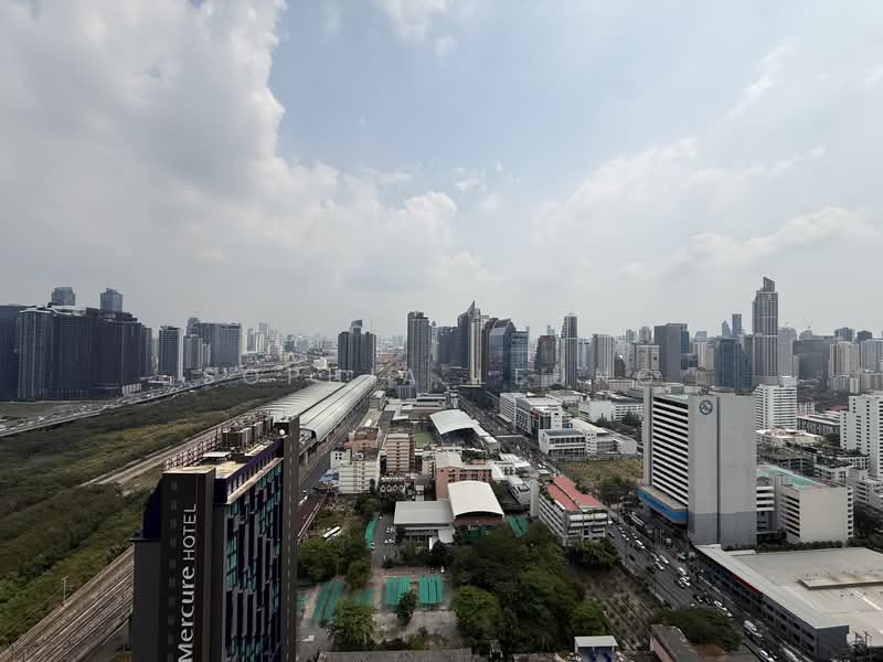 Circle Living Prototype, Bangkok, 1545 New Petchburi Road, Makkasan, Ratchathewi, Bangkok, 1 Bedroom, 49 sqm, Condo For Sale, by Sophia Leung, 11575919 - DDproperty.com