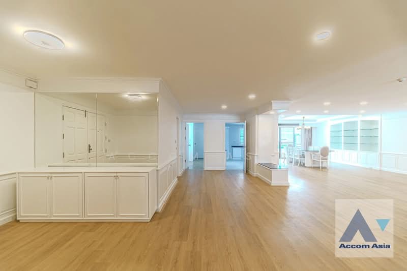 Wattana Heights, Bangkok, Sukhumvit Road, Khlongtoei Nua, Watthana, Bangkok, 3 Bedrooms, 320 sqm, Condo For Rent, by Accom Asia, 11575954 - DDproperty.com