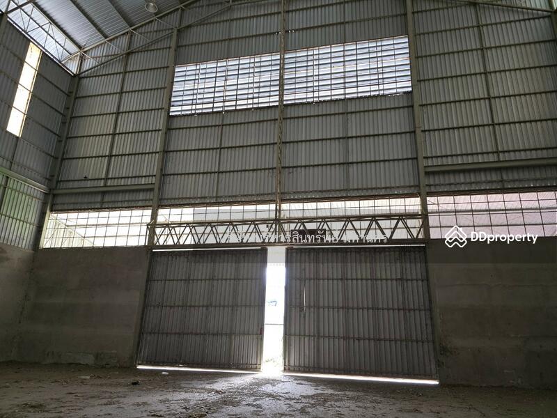 For Sale - Warehouse in Srikhonphum district, Surin province. 3-1-58 Rai, Surin