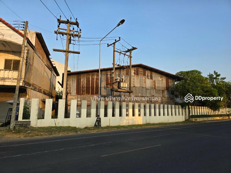 For Sale - Warehouse in Srikhonphum district, Surin province. 3-1-58 Rai, Surin