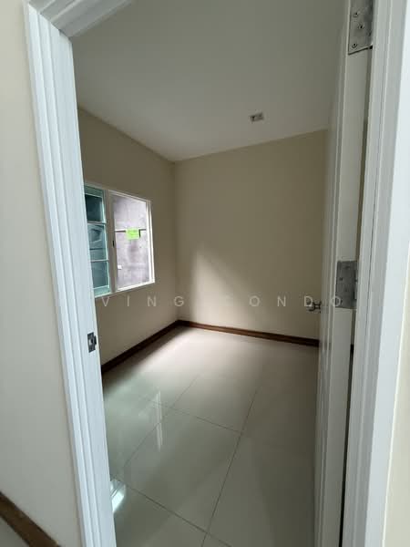 Golden Town Sukhumvit-Bearing Station, Samut Prakan, Soi Tesabansamrongtai 6, Sam Rong, Phra Pra Daeng, Samut Prakan, 4 Bedrooms, 109 sqm, Townhouse For Rent, by Living Condo, 11578797 - DDproperty.com