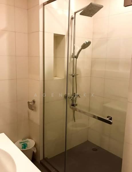 Wyne Sukhumvit, Bangkok, 1120 Sukhumvit Road, Phra Kanong, Khlong Toei, Bangkok, 1 Bedroom, 30 sqm, Condo For Rent, by Agentbkk, 11579142 - DDproperty.com