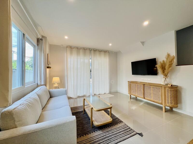2R0782 This house for rent 3 bedroom 2 bathroom 40,000/month at cherngtalay have fully furnished, Phuket, Choeng Thale, Thalang, Phuket, 3 Bedrooms, 160 sqm, Single Detached House For Rent, by PK LIFE Property, 11580394 - DDproperty.com