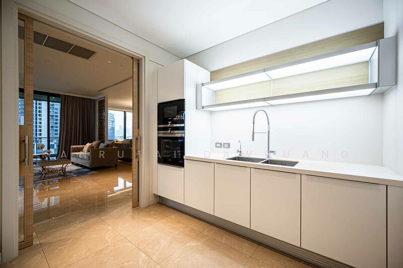 ให้เช่า - Sindhorn Residence : สินธร เรสซิเดนซ์ หลังสวน, กรุงเทพ