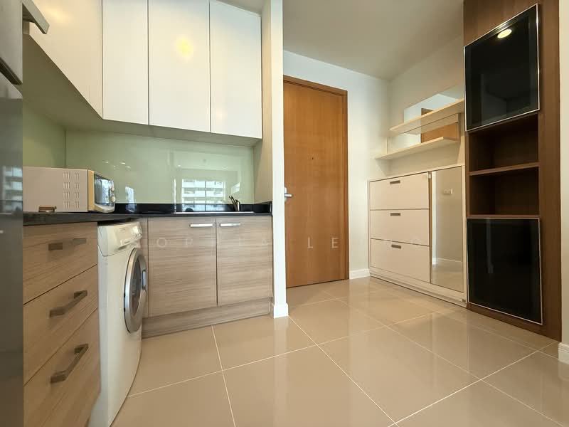 Circle Condominium, Bangkok, 1674 Soi Petchaburi 36 Petchaburi Road, Makkasan, Ratchathewi, Bangkok, 1 Bedroom, 47 sqm, Condo For Sale, by Sophia Leung, 11581599 - DDproperty.com