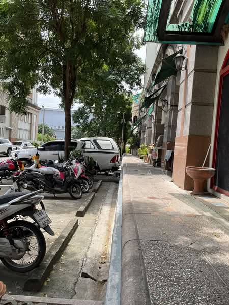 Champs Elysees Tiwanon, Nonthaburi, 50 Tiwanon Road, Ban Mai, Pak Kret, Nonthaburi, 1 Bedroom, 47 sqm, Condo For Sale, by วารุณี จำรูญนุรักษ์, 11582481 - DDproperty.com