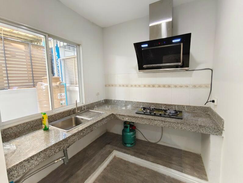 ให้เช่า - Baan Klang Muang S-Sense Srinakarin : บ้านกลางเมือง เอส เซนต์ ศรีนครินทร์, กรุงเทพ