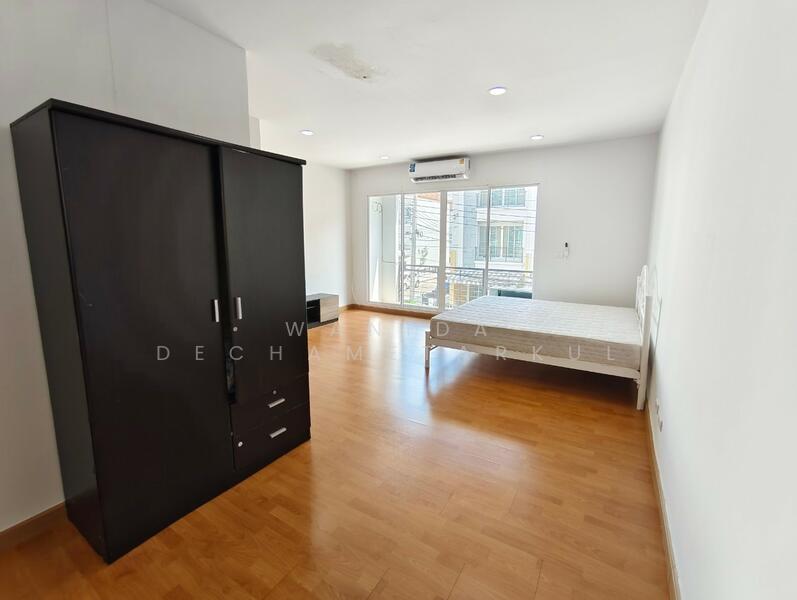 ให้เช่า - Baan Klang Muang S-Sense Srinakarin : บ้านกลางเมือง เอส เซนต์ ศรีนครินทร์, กรุงเทพ