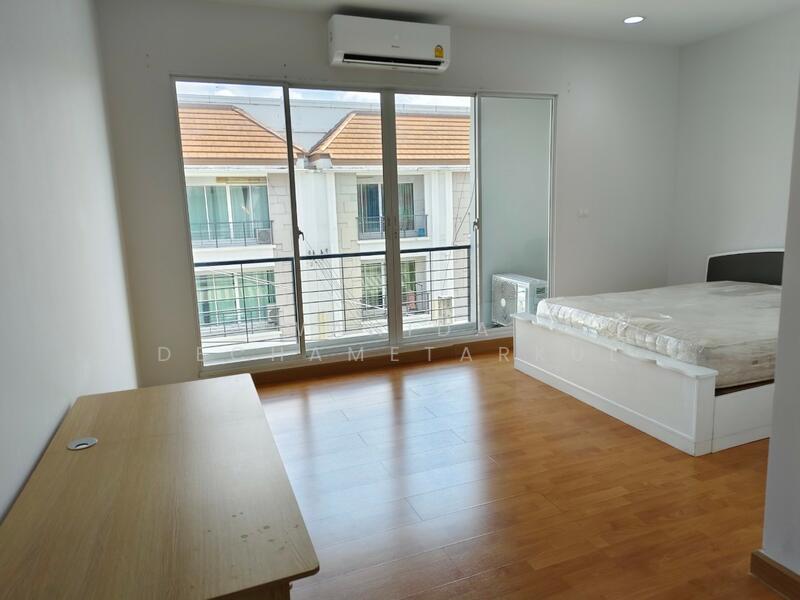 ให้เช่า - Baan Klang Muang S-Sense Srinakarin : บ้านกลางเมือง เอส เซนต์ ศรีนครินทร์, กรุงเทพ