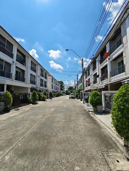 ให้เช่า - Baan Klang Muang S-Sense Srinakarin : บ้านกลางเมือง เอส เซนต์ ศรีนครินทร์, กรุงเทพ