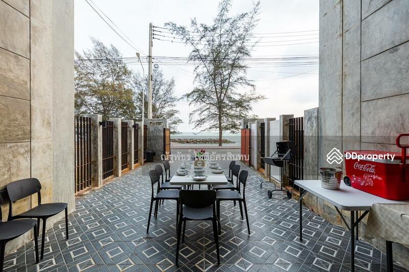For Sale - For sale, townhouse by the sea, Saeng Chan Beach, Rayong, 37 sq.w., near Bangkok Hospital Rayong, Rayong