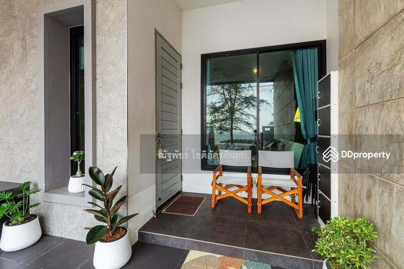 For Sale - For sale, townhouse by the sea, Saeng Chan Beach, Rayong, 37 sq.w., near Bangkok Hospital Rayong, Rayong