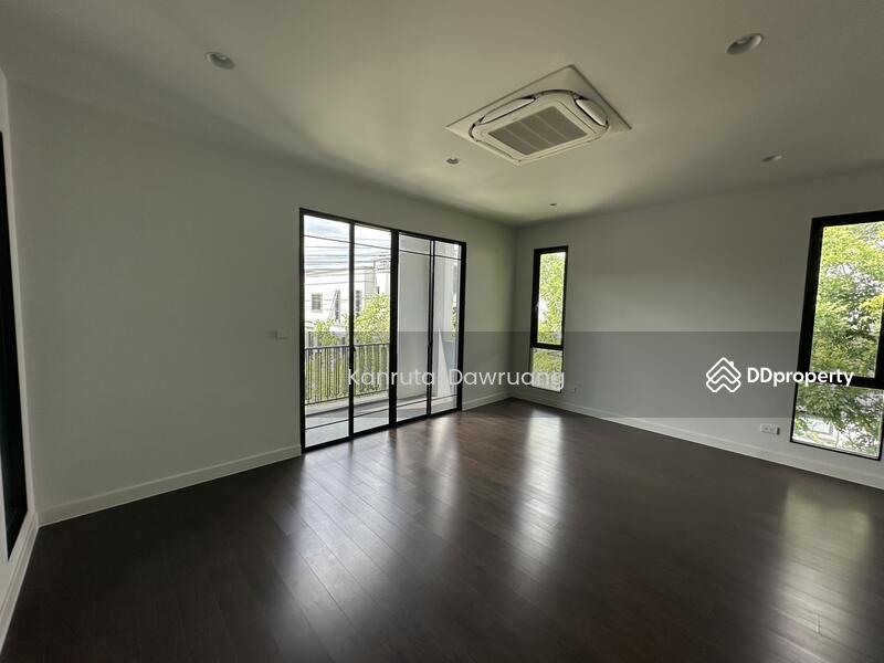 For Sale - Setthasiri Wongwaen-Chatuchot, Bangkok
