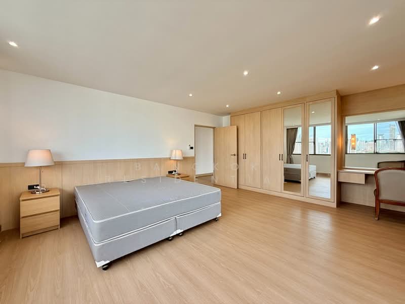 Tipamas Mansion, Bangkok, 40 Soi Prompak, Khlong Tan Nua, Watthana, Bangkok, 3 Bedrooms, 260 sqm, Condo For Rent, by Bangkok Residential, 11585657 - DDproperty.com