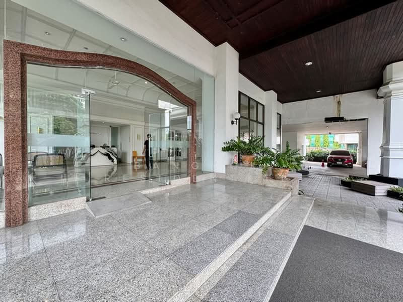 Tipamas Mansion, Bangkok, 40 Soi Prompak, Khlong Tan Nua, Watthana, Bangkok, 3 Bedrooms, 260 sqm, Condo For Rent, by Bangkok Residential, 11585657 - DDproperty.com