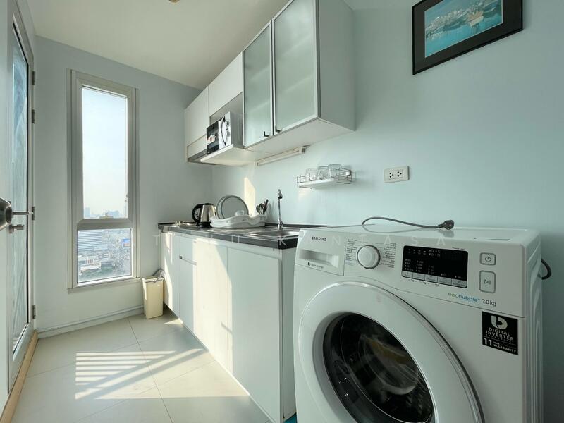 Thru Thonglor, Bangkok, Petchaburi Road, Bang Kapi, Huai Khwang, Bangkok, 2 Bedrooms, 66 sqm, Condo For Rent, by Satayu Kantasa, 11586581 - DDproperty.com