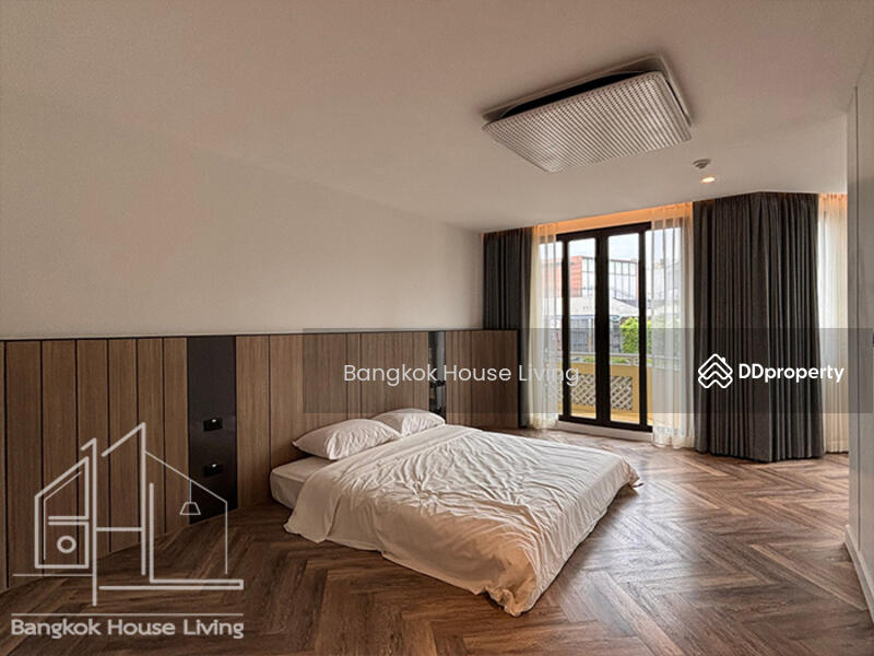 For Rent - The Pentacles, Bangkok