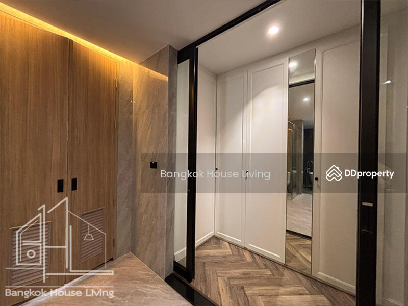 For Rent - The Pentacles, Bangkok