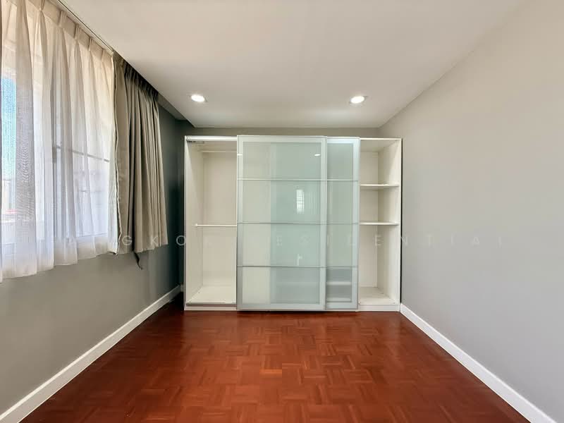 D.S. Tower 2 Sukhumvit 39, Bangkok, Soi Sukhumvit 39, Khlong Tan Nua, Watthana, Bangkok, 3 Bedrooms, 135 sqm, Condo For Rent, by Bangkok Residential, 11590132 - DDproperty.com