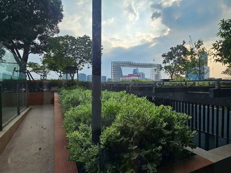 XT Phayathai, Bangkok, Phaya Thai Road, Thanon Phaya Thai, Ratchathewi, Bangkok, 2 Bedrooms, 75 sqm, Condo For Rent, by Jarunat K, 11590883 - DDproperty.com