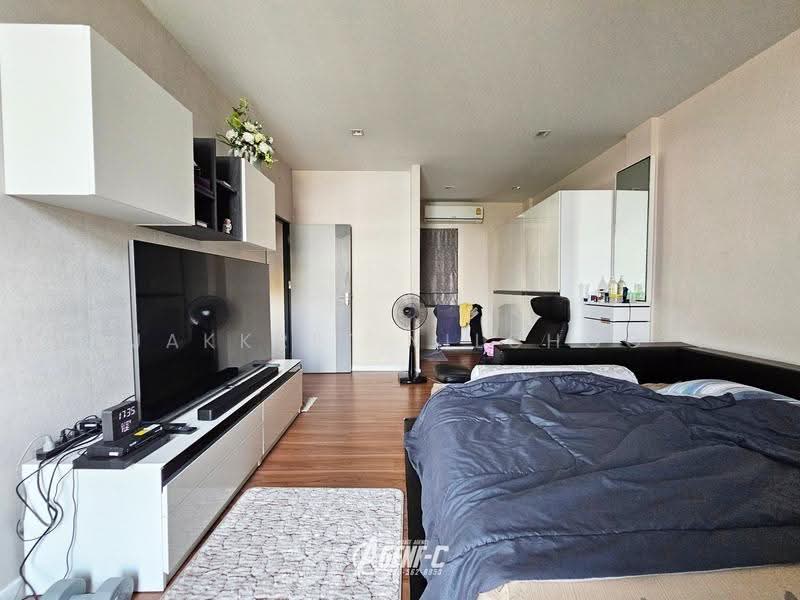 บ้านแฝด 3ชั้น โชคชัย 4 ลาดพร้าว 71, Bangkok, Lat Phrao, Bangkok, 6 Bedrooms, 320 sqm, Townhouse For Sale, by Jakkrit Nilchoo, 11592437 - DDproperty.com