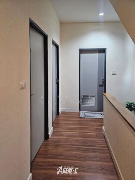 บ้านแฝด 3ชั้น โชคชัย 4 ลาดพร้าว 71, Bangkok, Lat Phrao, Bangkok, 6 Bedrooms, 320 sqm, Townhouse For Sale, by Jakkrit Nilchoo, 11592437 - DDproperty.com
