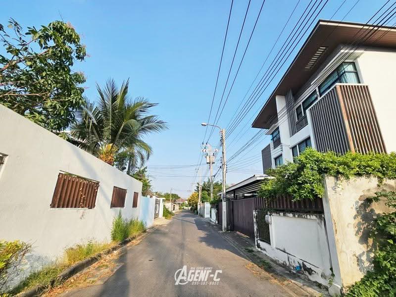 บ้านแฝด 3ชั้น โชคชัย 4 ลาดพร้าว 71, กรุงเทพ, ลาดพร้าว, กรุงเทพ, 320 ตร.ม., ทาวน์เฮ้าส์ ขาย, โดย Jakkrit Nilchoo, 11592437 - DDproperty.com