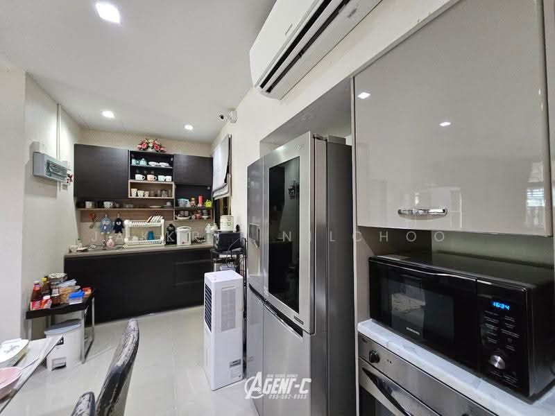 บ้านแฝด 3ชั้น โชคชัย 4 ลาดพร้าว 71, กรุงเทพ, ลาดพร้าว, กรุงเทพ, 320 ตร.ม., ทาวน์เฮ้าส์ ขาย, โดย Jakkrit Nilchoo, 11592437 - DDproperty.com