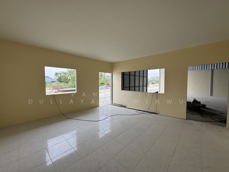 โกดังให้เช่า โรงงานให้เช่า 315 ตร.ม. ดอกไม้, ประเวศ, กรุงเทพ (หมายเลขประกาศ: JKP115), กรุงเทพ, ดอกไม้, ประเวศ, กรุงเทพ, 315 ตร.ม., โกดัง-โรงงาน ให้เช่า, โดย Pannawit Dullayawichenwut, 11592576 - DDproperty.com