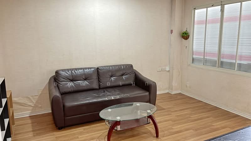 Lumpini Place Ratchada-Thapra, Bangkok, 18 Ratchadaphisek Road, Bukkalo, Thon Buri, Bangkok, 1 Bedroom, 38 sqm, Condo For Rent, by อรุณ อเนกคุณะ, 11592663 - DDproperty.com
