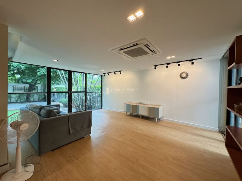 Nantawan Sathorn-Ratchaphruk, Bangkok, Soi Mooban Nanthawan, Bang Waek, Phasi Charoen, Bangkok, 3 Bedrooms, 240 sqm, Single Detached House For Rent, by Kan Paphatchaya, 11593357 - DDproperty.com