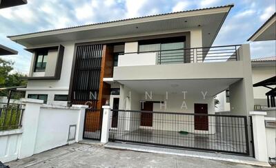 ขาย - ขายบ้านเดี่ยวหลังใหญ่พร้อมผู้เช่า ใกล้เจปาร์ค บ้านสวย เดินทางสะดวก หมู่บ้าน The complete Sriracha, ชลบุรี