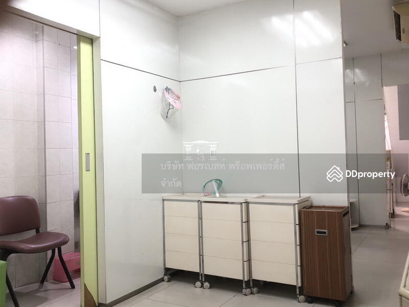 ขาย - 44251 - ขายอาคารพาณิชย์ 3.5 ชั้น 1 คูหา ติดถนนสุขุมวิท, สำโรง ใกล้ BTS สำโรง, สมุทรปราการ