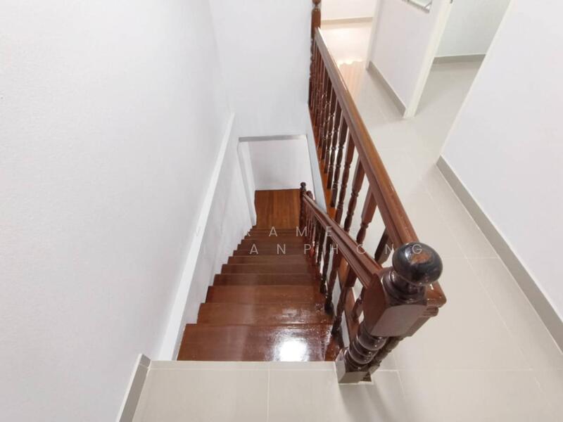 For Sale - ขาย ทาวน์โฮม ถนนบางกรวย-ไทรน้อย ในทำเล ศิริวรรณ ชวนชม - รีโนเวทใหม่ พร้อมอยู่ 3 ห้องนอน 2 ห้องน้ำ, Nonthaburi