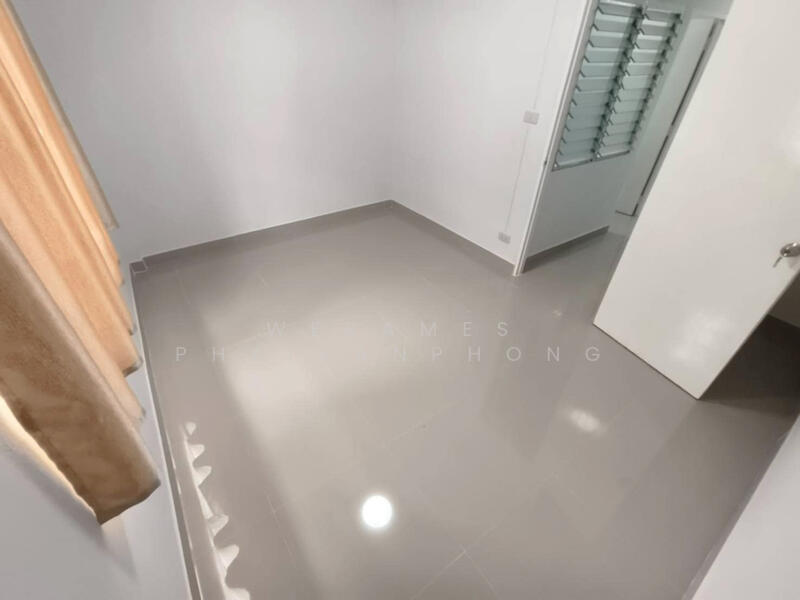 For Sale - ขาย ทาวน์โฮม ถนนบางกรวย-ไทรน้อย ในทำเล ศิริวรรณ ชวนชม - รีโนเวทใหม่ พร้อมอยู่ 3 ห้องนอน 2 ห้องน้ำ, Nonthaburi