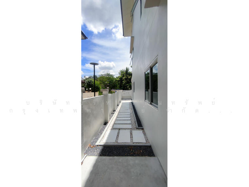 ขาย - Yadarin Place Permsin-Watcharapol : ญาดารินทร์ เพลส เพิ่มสิน-วัชรพล, กรุงเทพ