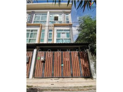 ขาย - ทาวน์เฮ้าส์ 3 ชั้น ซอย ประชาอุทิศ 7 Townhouse Soi Pracha Uthit 7, กรุงเทพ