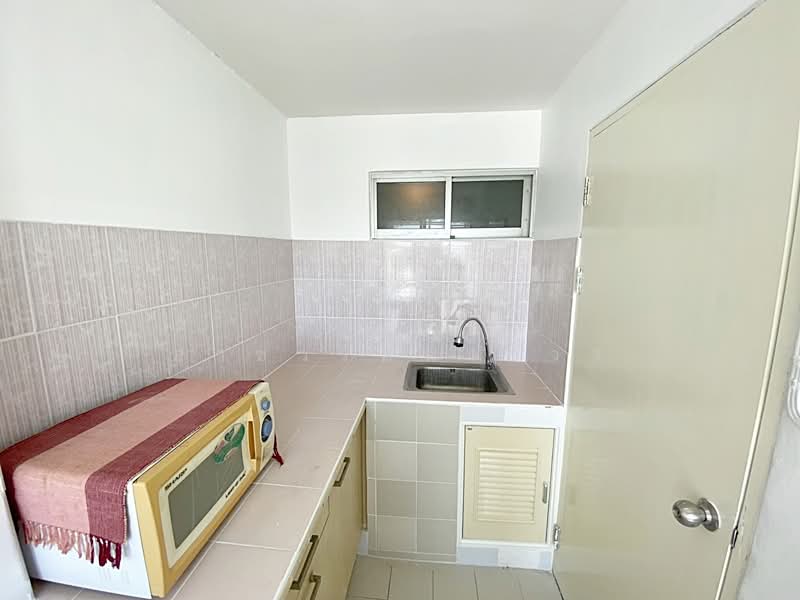 Lumpini Center Happyland, Bangkok, A2 Happy Land Sai 1 Road, Khlong Chan, Bang Kapi, Bangkok, 2 Bedrooms, 55 sqm, Condo For Rent, by วรัญญา อาชวรัตน์ถาวร, 11596425 - DDproperty.com