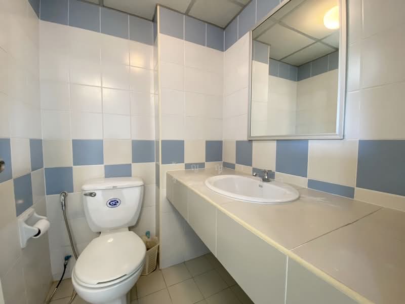 Lumpini Center Happyland, Bangkok, A2 Happy Land Sai 1 Road, Khlong Chan, Bang Kapi, Bangkok, 2 Bedrooms, 55 sqm, Condo For Rent, by วรัญญา อาชวรัตน์ถาวร, 11596425 - DDproperty.com