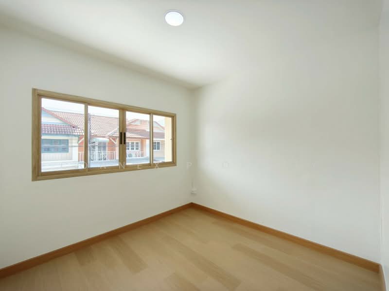 Baan Pruksa 9, Pathum Thani, Yothathikan Khu Khot-Khlong Luang Road, Khlong Sam, Khlong Luang, Pathum Thani, 3 Bedrooms, 110 sqm, Townhouse For Sale, by Connex Property, 11596797 - DDproperty.com