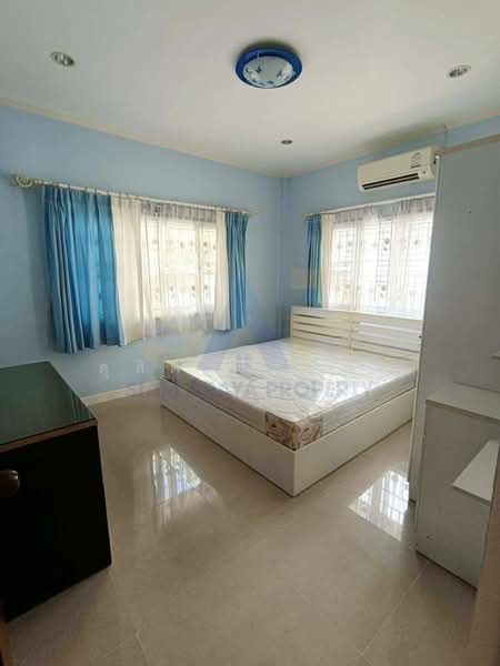 ให้เช่าบ้านเดี่ยวหลังใหญ่ ม.มนตรีปาร์ค ชากค้อ ศรีราชา, Chon Buri (Pattaya), Nong - Kham, Si Racha, Chon Buri (Pattaya), 3 Bedrooms, 400 sqm, Single Detached House For Rent, by Dusit Saengfa, 11597721 - DDproperty.com